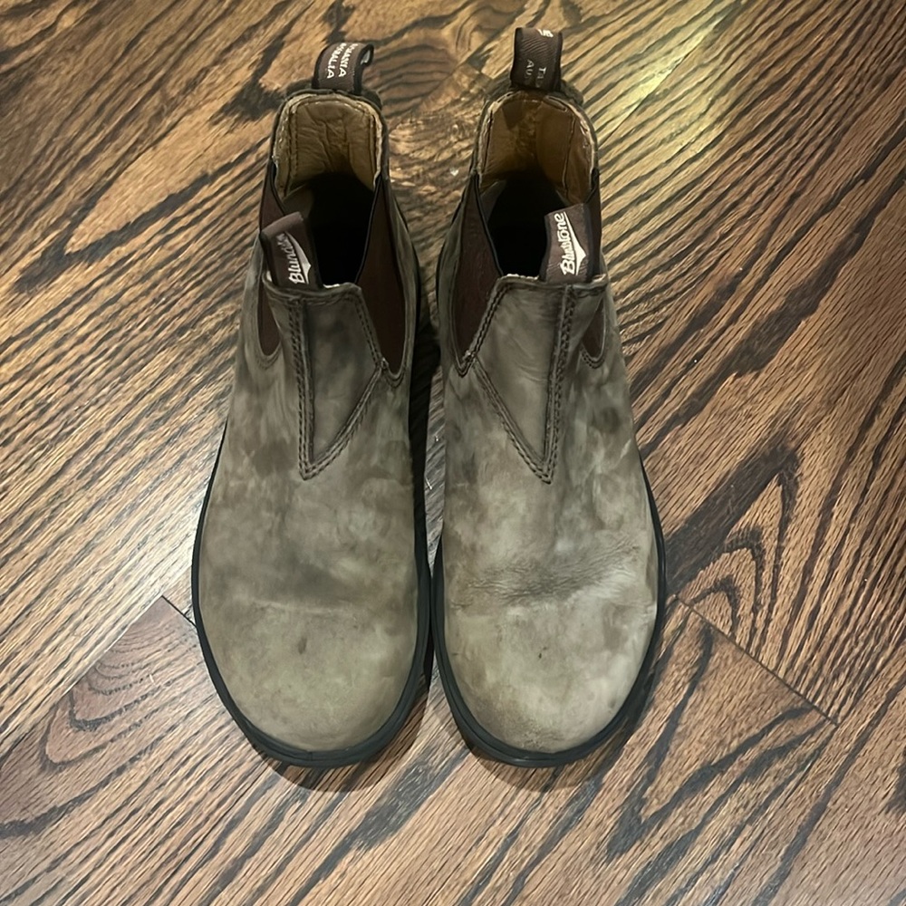 Blundstone Chelsea Boot in Rustic Brown